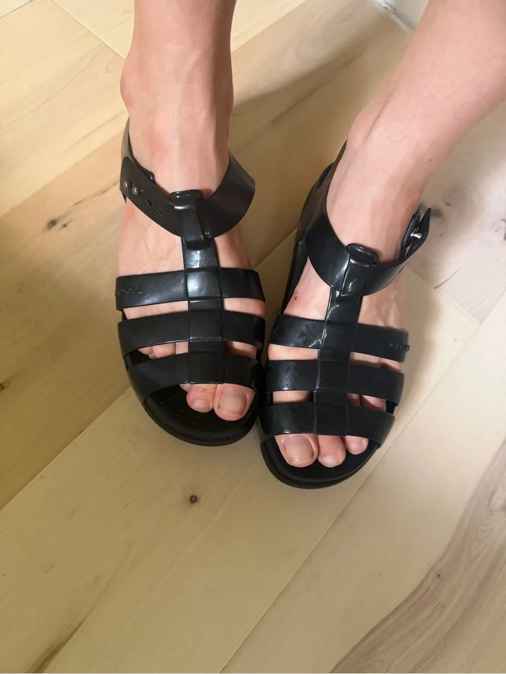 CROCS Black Jelly-Strap Sandals comfy summer